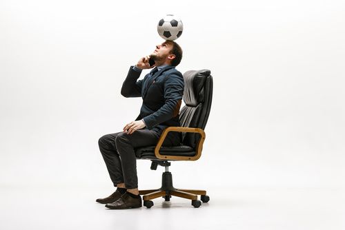 Krzesło do biura – 5 rozwiązań dla Twojego kręgosłupa